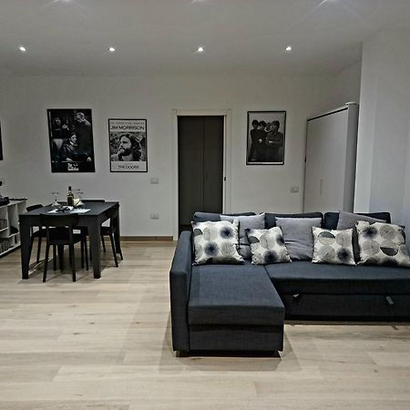 Elegant Country Open Space Deluxe Tenuta Piredu -Monti-Olbia ภายนอก รูปภาพ